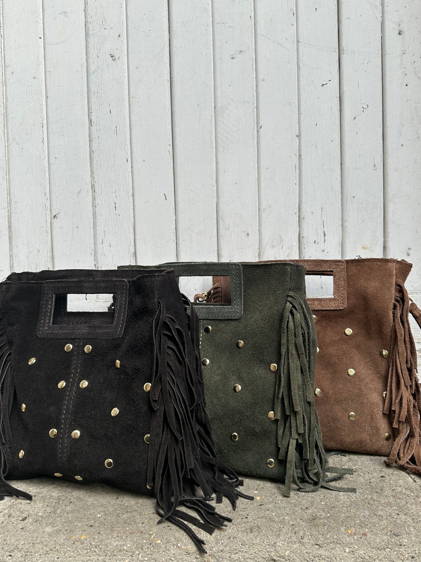 Sac Marion en cuir suédine clouté - kaki