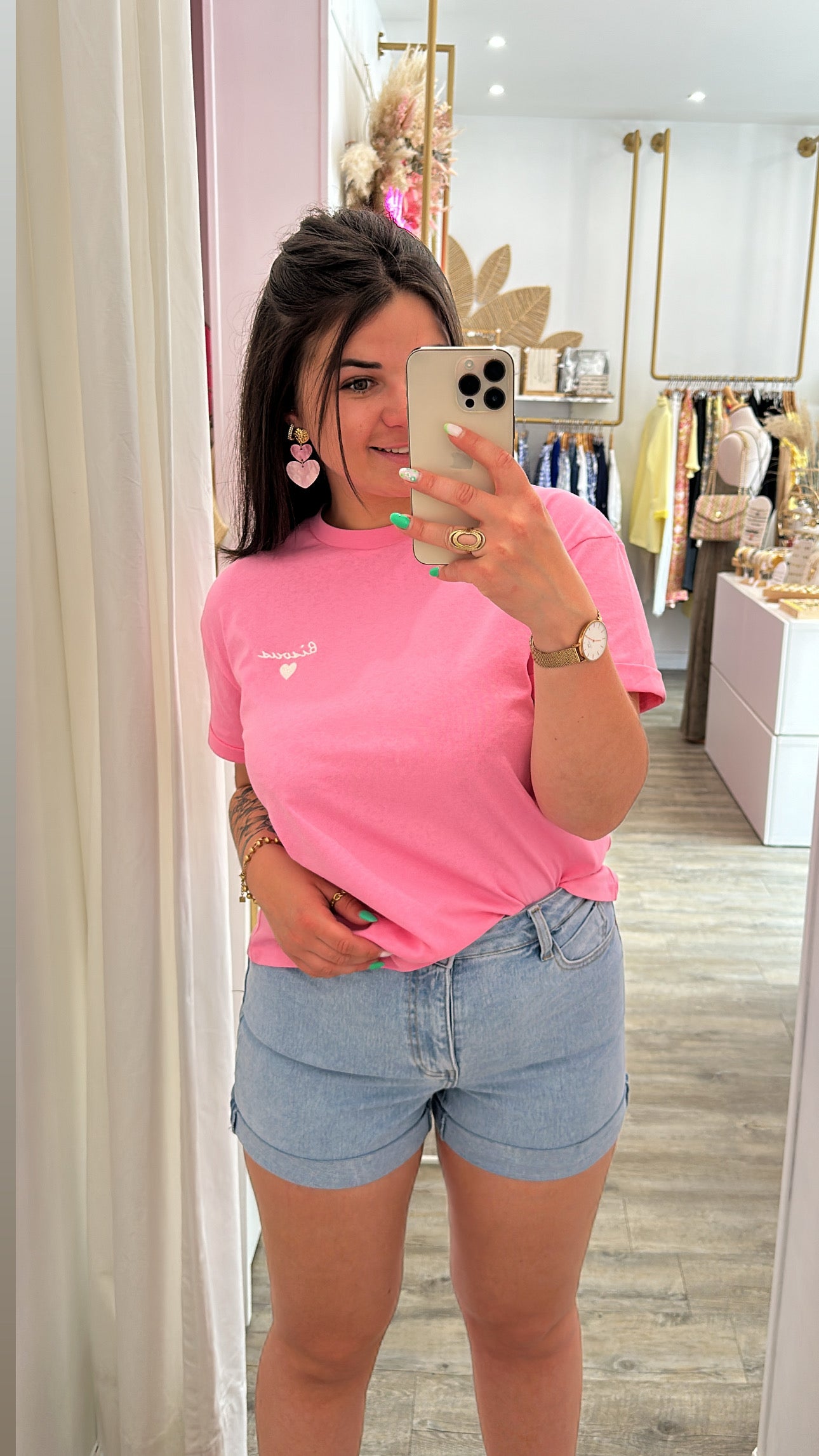 Short Sandra