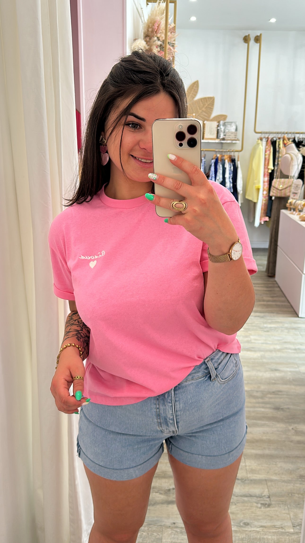 Short Sandra