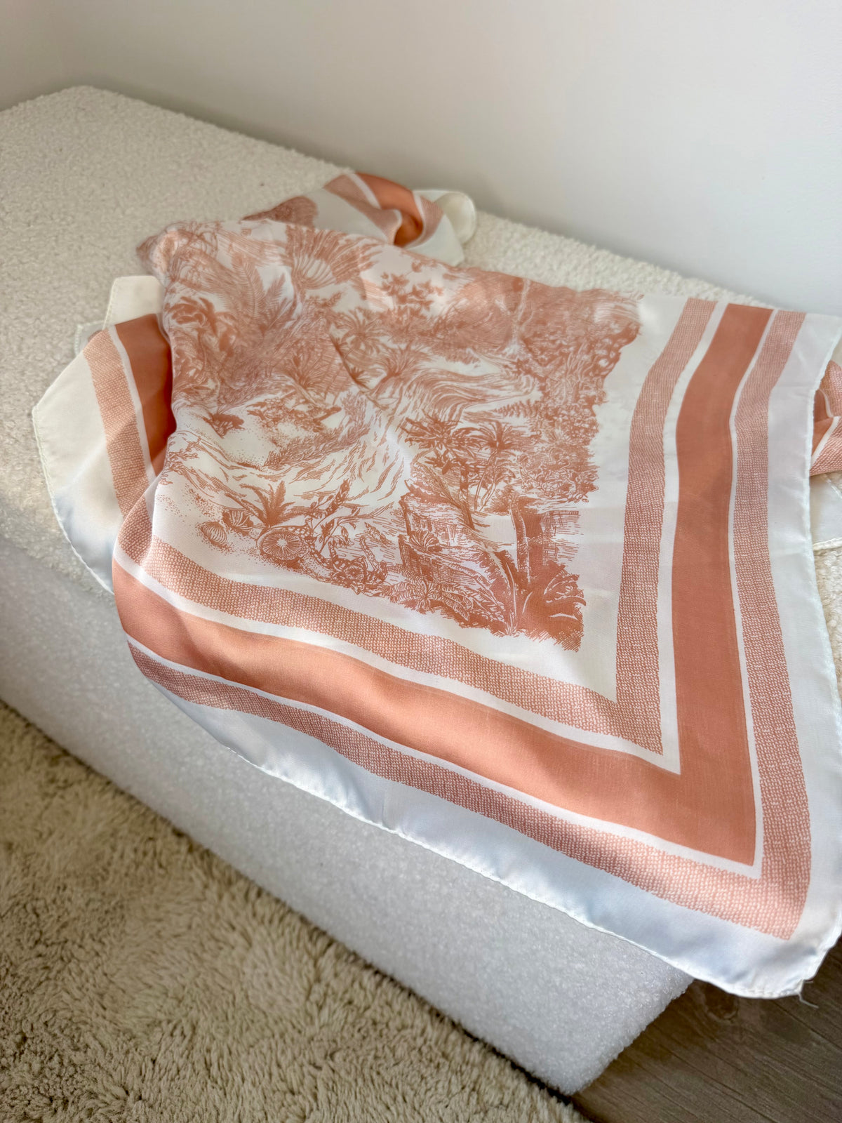 Foulard carré - fleuri