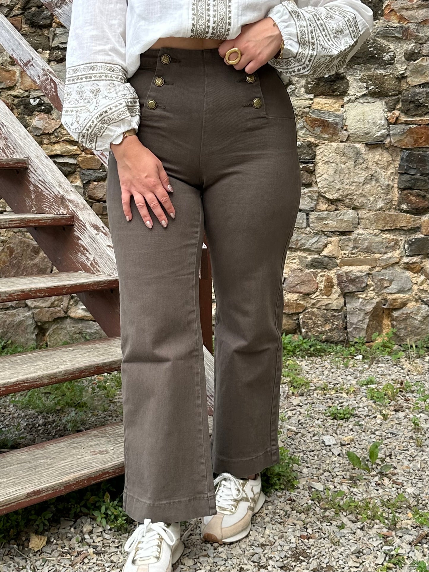 Jean Victorine - kaki